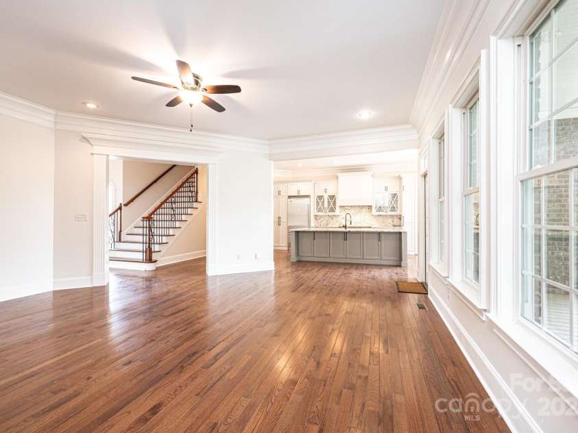 4431 1st Street Drive, Hickory, NC 28601.  MLS# CAR4264278, YatesRealty ID 17698. 