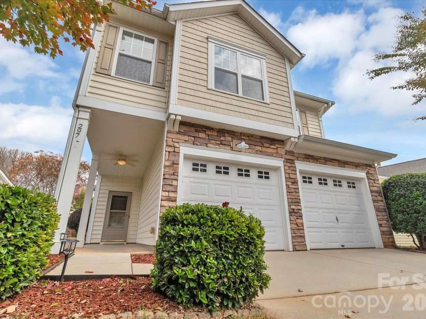 297 Sand Paver Way, Fort Mill, SC 29708.  MLS# CAR4371066, YatesRealty ID 17699. 