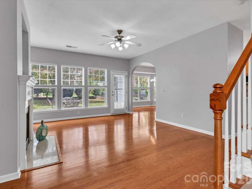 297 Sand Paver Way, Fort Mill, SC 29708.  MLS# CAR4371066, YatesRealty ID 17699. 