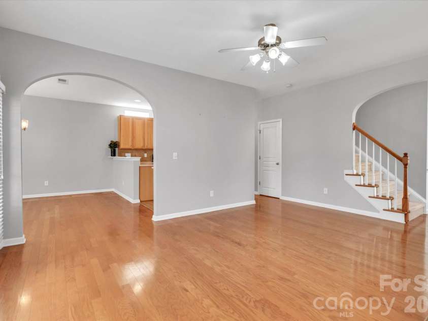 297 Sand Paver Way, Fort Mill, SC 29708.  MLS# CAR4371066, YatesRealty ID 17699. 