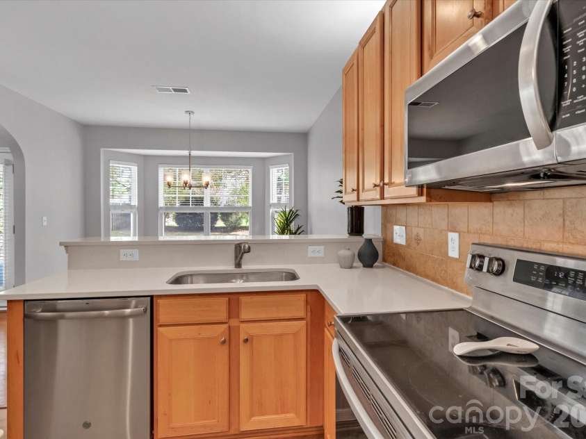 297 Sand Paver Way, Fort Mill, SC 29708.  MLS# CAR4371066, YatesRealty ID 17699. 
