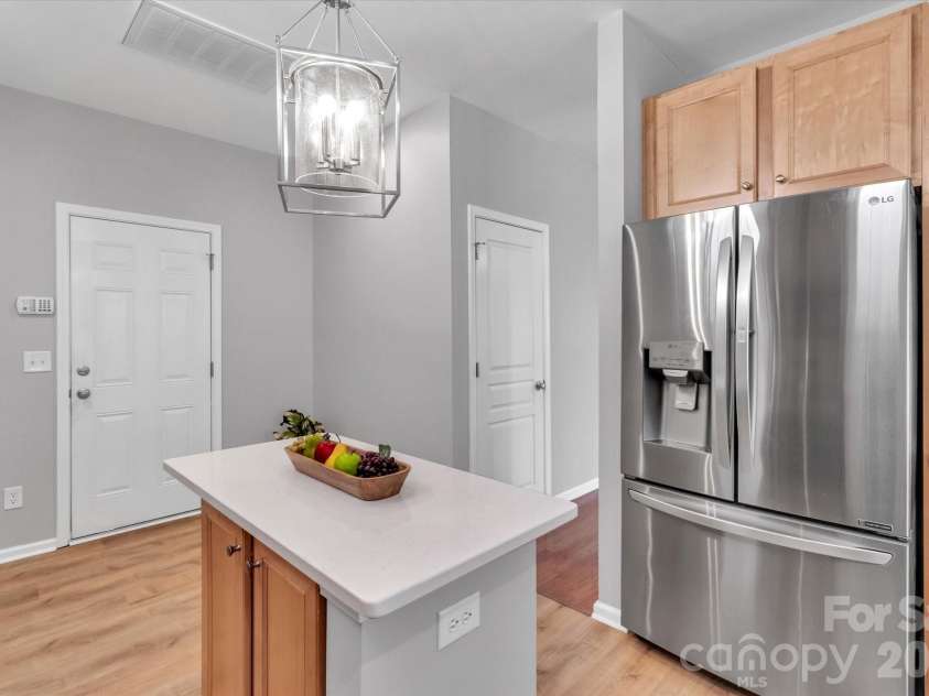 297 Sand Paver Way, Fort Mill, SC 29708.  MLS# CAR4371066, YatesRealty ID 17699. 