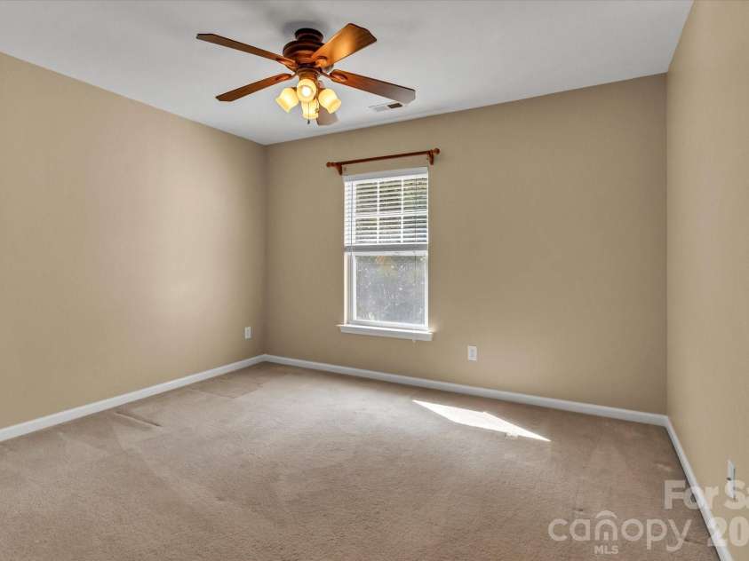 297 Sand Paver Way, Fort Mill, SC 29708.  MLS# CAR4371066, YatesRealty ID 17699. 