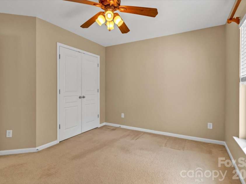 297 Sand Paver Way, Fort Mill, SC 29708.  MLS# CAR4371066, YatesRealty ID 17699. 