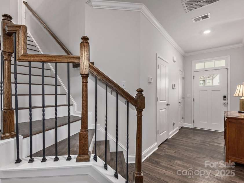 530 Big Sur Loop, Asheville, NC 28806.  MLS# CAR4253820, YatesRealty ID 17699. 