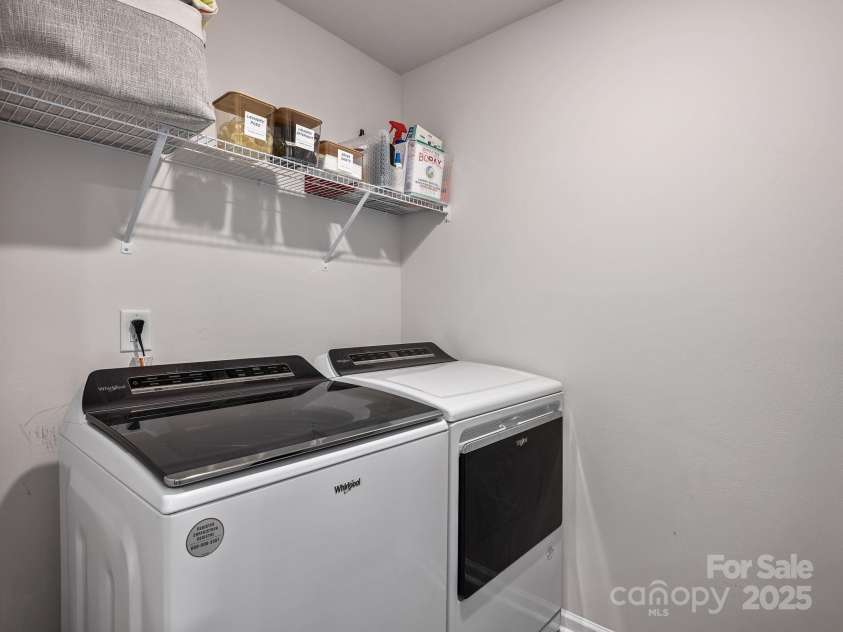 530 Big Sur Loop, Asheville, NC 28806.  MLS# CAR4253820, YatesRealty ID 17699. 