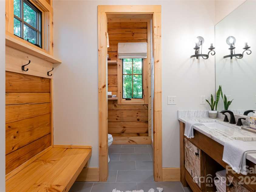 103 Blue Sky Lane, Hendersonville, NC 28792.  MLS# CAR4268920, YatesRealty ID 177. Primary ensuite