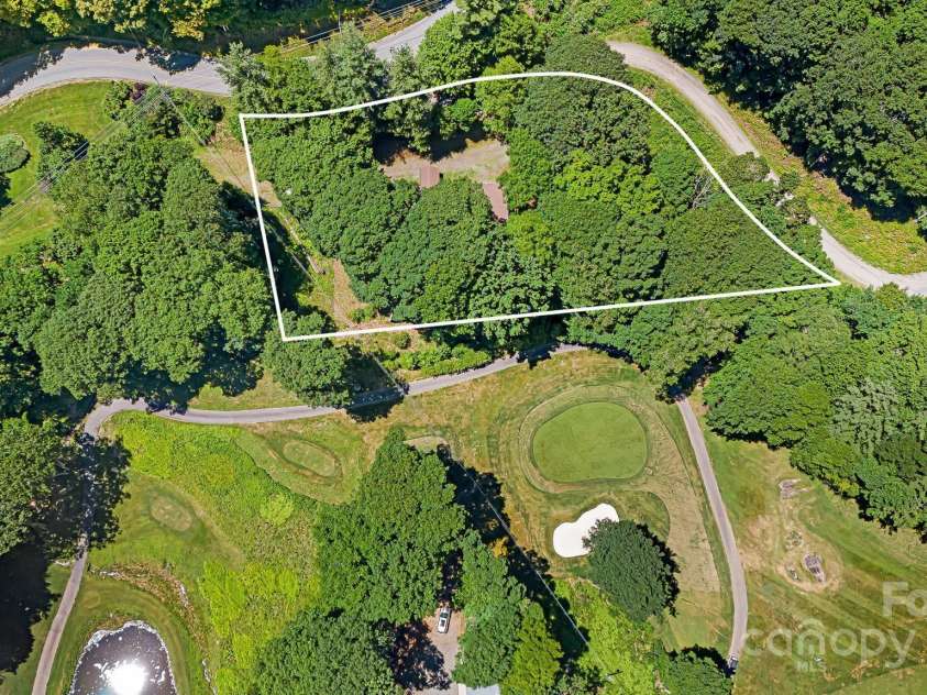 14 Oak Ridge Lane, Mars Hill, NC 28754.  MLS# CAR4172163, YatesRealty ID 177. 