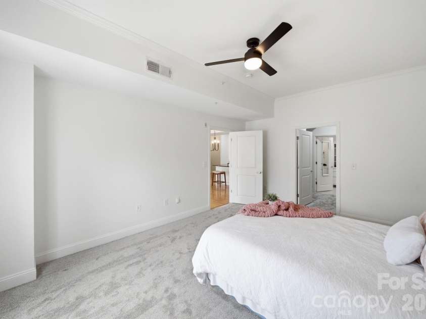 721 Governor Morrison Street, Charlotte, NC 28211.  MLS# CAR4316413, YatesRealty ID 1770. Owner's Suite