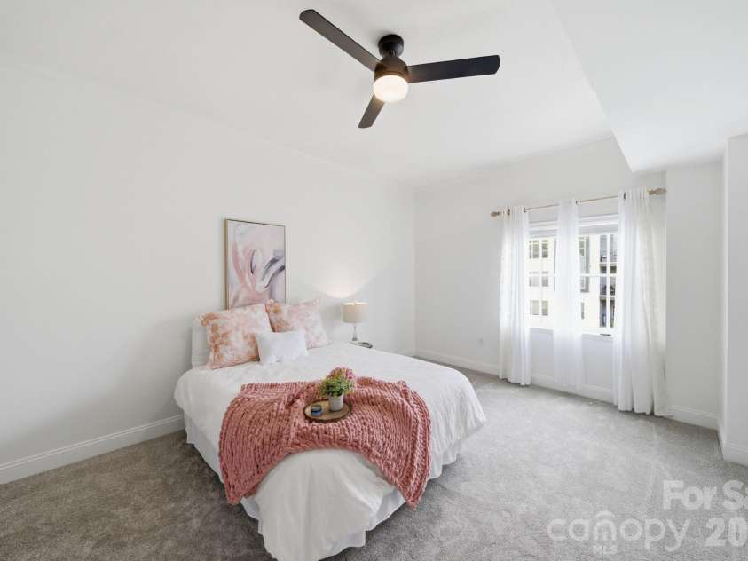 721 Governor Morrison Street, Charlotte, NC 28211.  MLS# CAR4316413, YatesRealty ID 1770. Owner's Suite