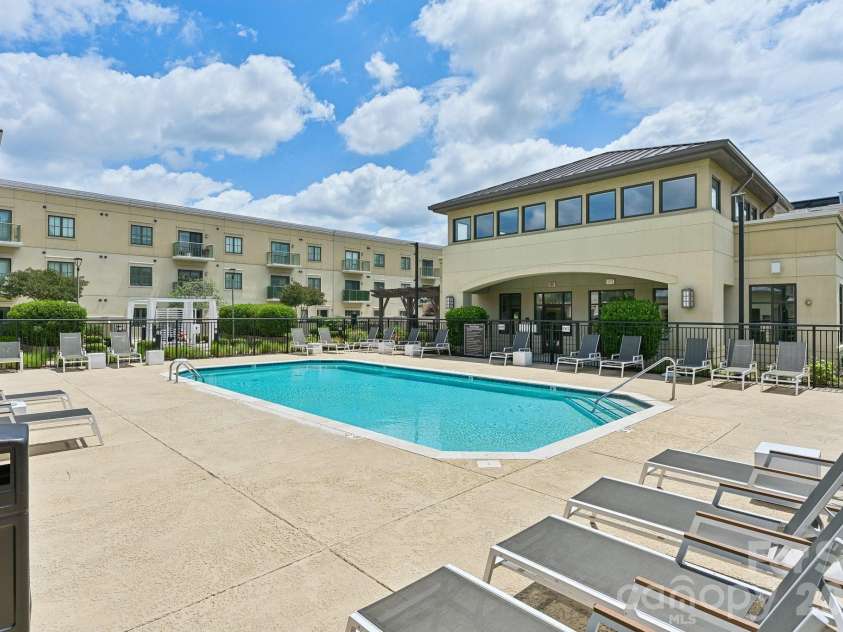 721 Governor Morrison Street, Charlotte, NC 28211.  MLS# CAR4388188, YatesRealty ID 1770. 