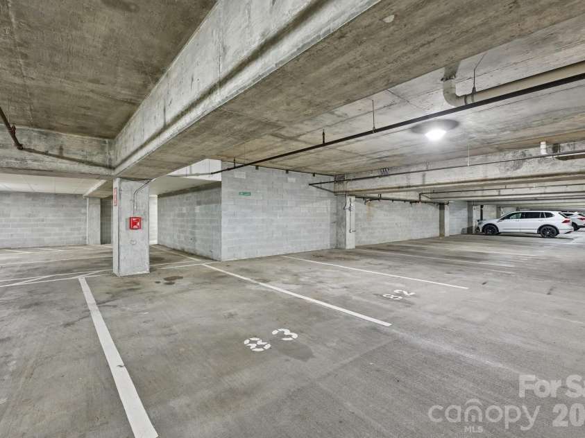 721 Governor Morrison Street, Charlotte, NC 28211.  MLS# CAR4388188, YatesRealty ID 1770. 