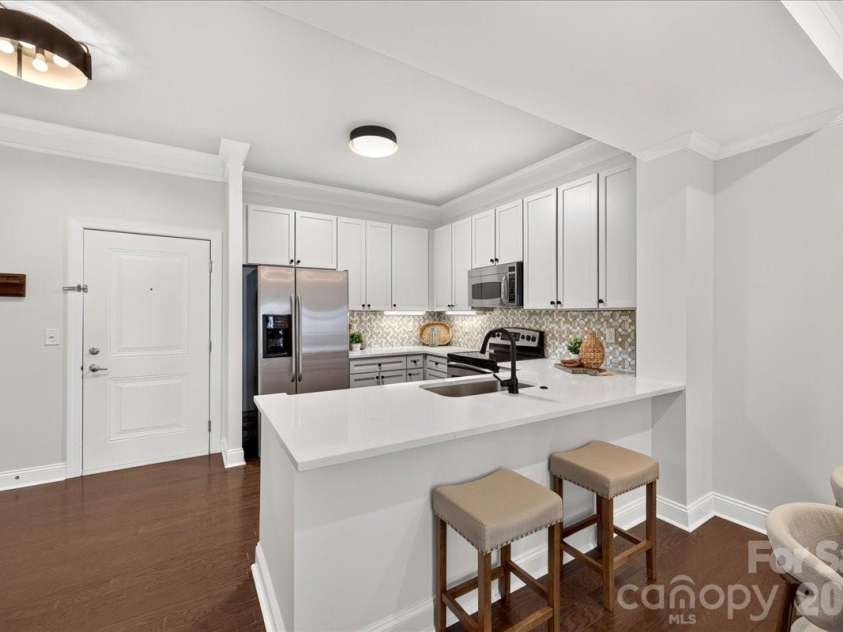 721 Governor Morrison Street, Charlotte, NC 28211.  MLS# CAR4414829, YatesRealty ID 1770. 