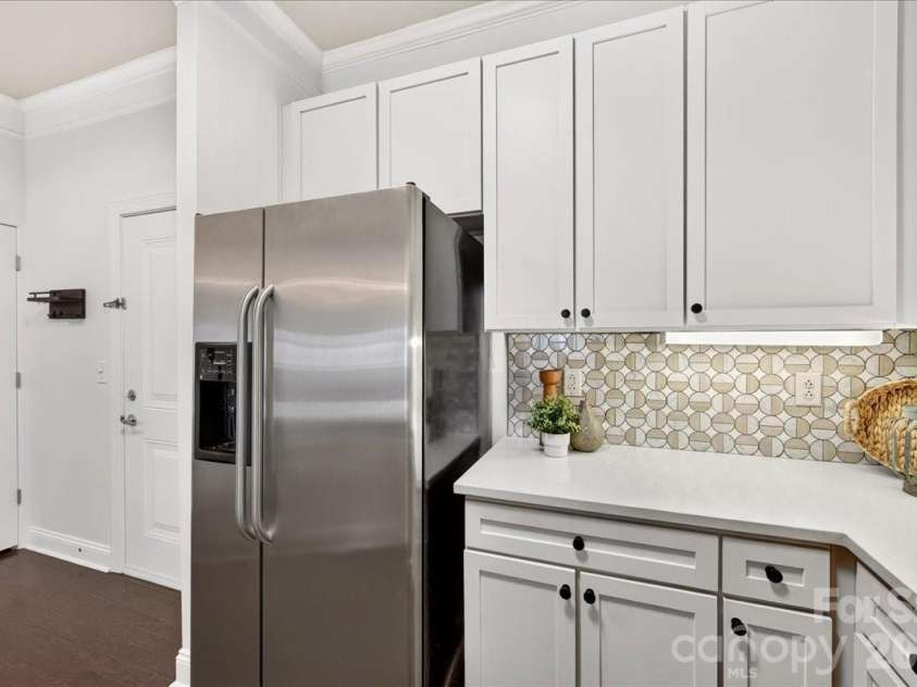 721 Governor Morrison Street, Charlotte, NC 28211.  MLS# CAR4414829, YatesRealty ID 1770. 
