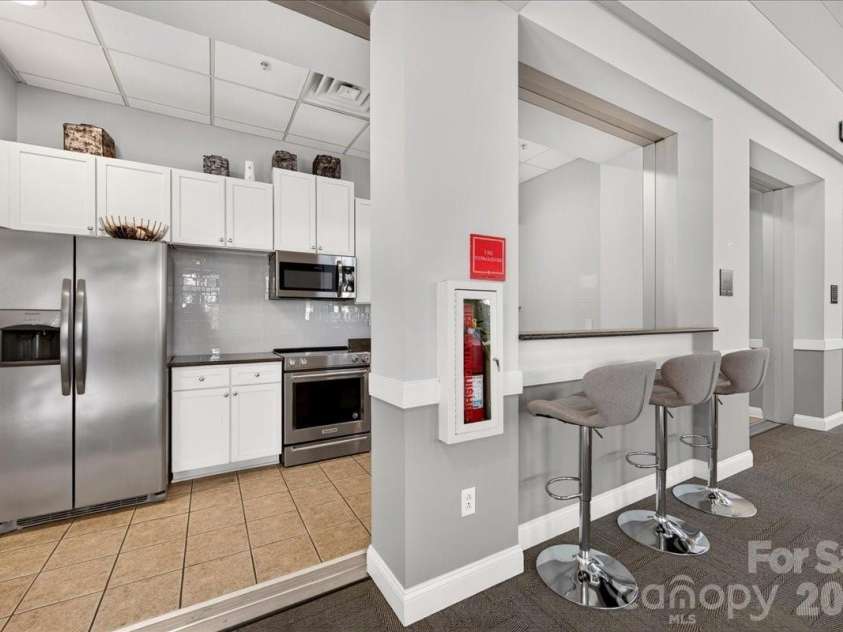 721 Governor Morrison Street, Charlotte, NC 28211.  MLS# CAR4414829, YatesRealty ID 1770. Community kitchen