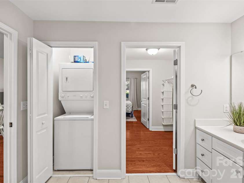 721 Governor Morrison Street, Charlotte, NC 28211.  MLS# CAR4429641, YatesRealty ID 1770. 