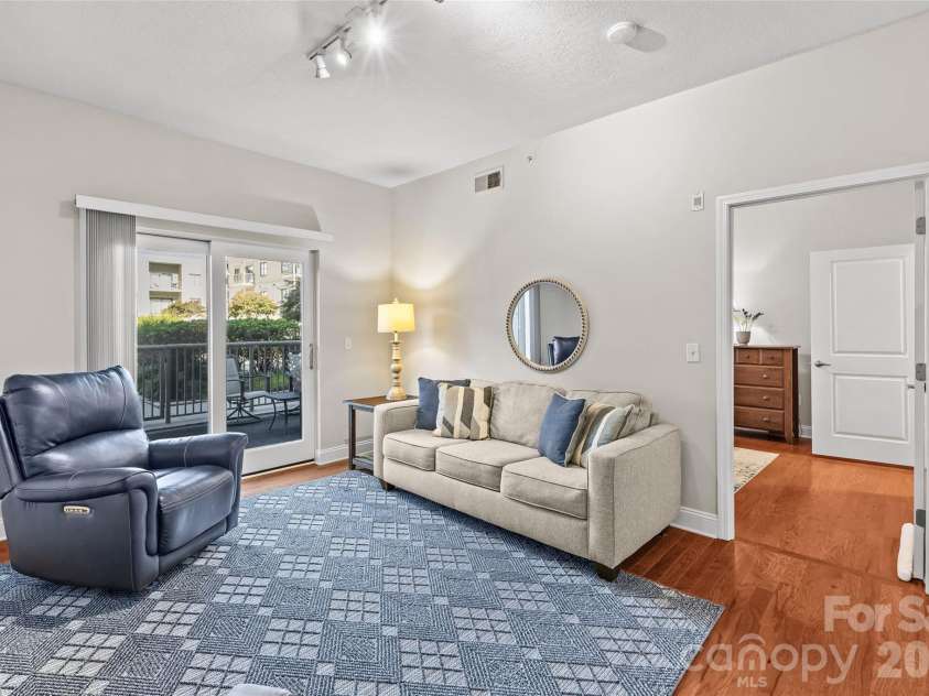 721 Governor Morrison Street, Charlotte, NC 28211.  MLS# CAR4429641, YatesRealty ID 1770. 