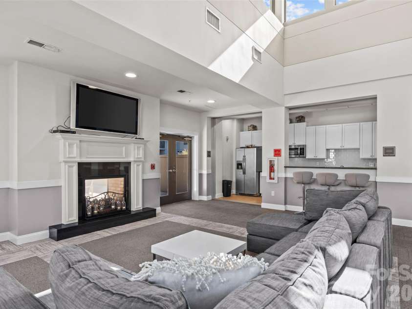 721 Governor Morrison Street, Charlotte, NC 28211.  MLS# CAR4429641, YatesRealty ID 1770. 