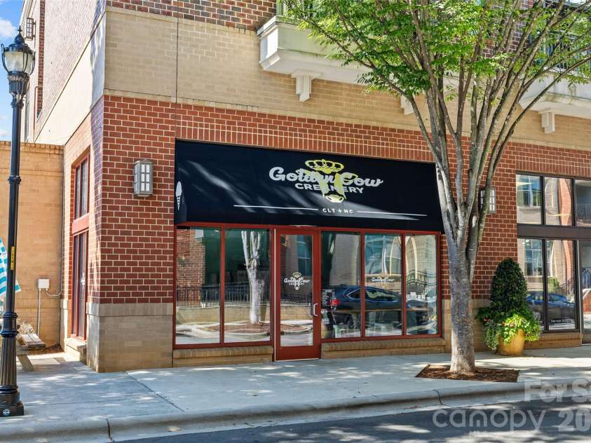 721 Governor Morrison Street, Charlotte, NC 28211.  MLS# CAR4429641, YatesRealty ID 1770. 