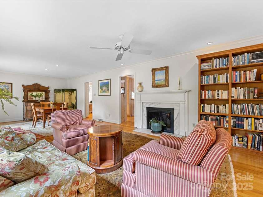 3225 Mill Pond Road, Charlotte, NC 28226.  MLS# CAR4263953, YatesRealty ID 17700. 