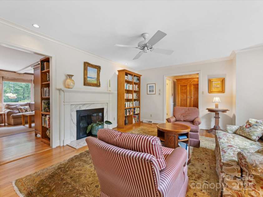 3225 Mill Pond Road, Charlotte, NC 28226.  MLS# CAR4263953, YatesRealty ID 17700. 