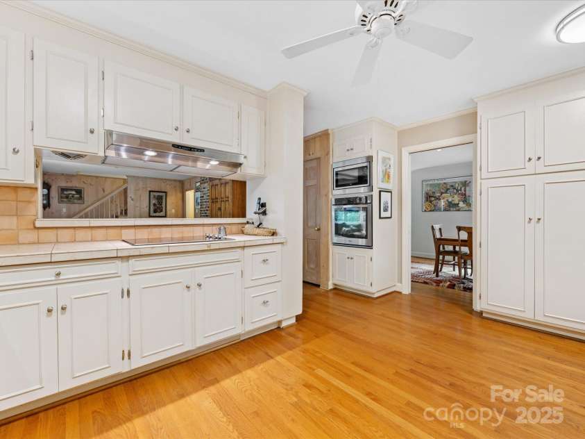 3225 Mill Pond Road, Charlotte, NC 28226.  MLS# CAR4263953, YatesRealty ID 17700. 