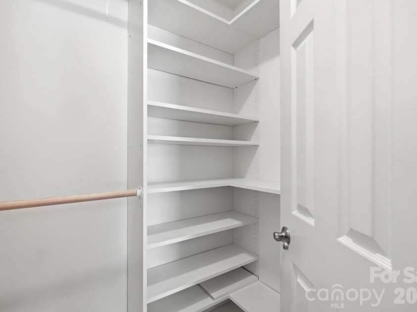 301 Queens Road, Charlotte, NC 28204.  MLS# CAR4420934, YatesRealty ID 17701. Large closet & well planned