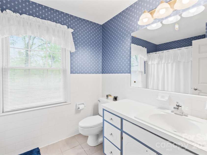 4896 Pageland Highway, Lancaster, SC 29720.  MLS# CAR4246067, YatesRealty ID 17701. Full bath up