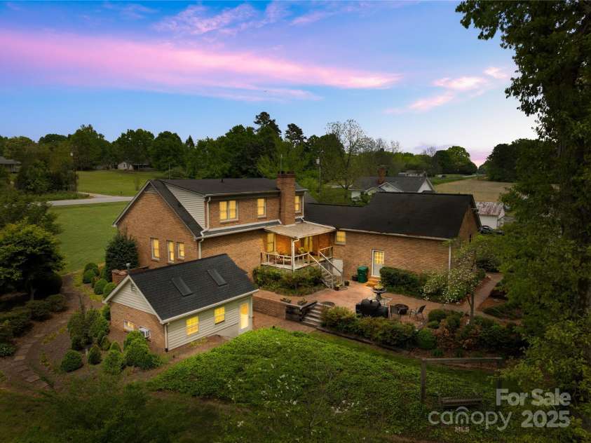 4896 Pageland Highway, Lancaster, SC 29720.  MLS# CAR4246067, YatesRealty ID 17701. Main House