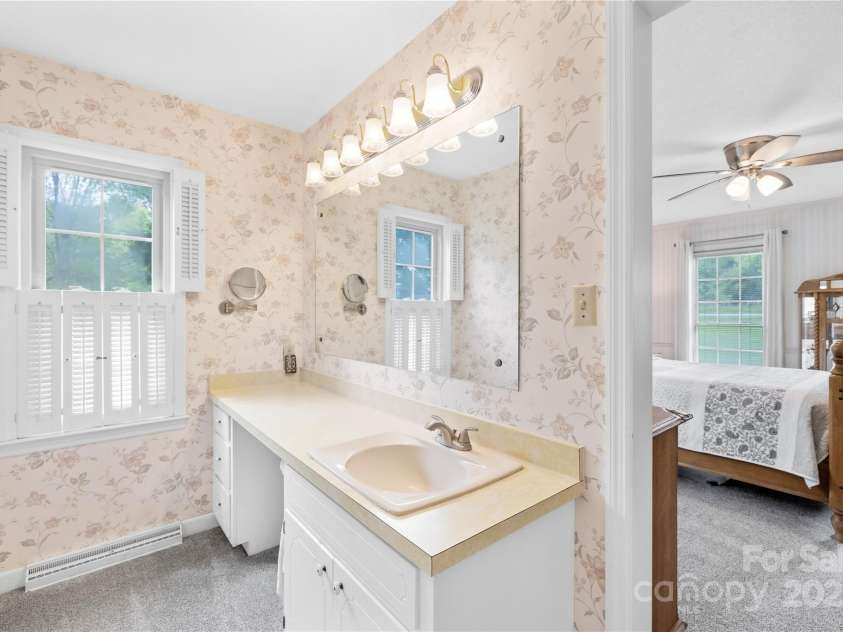 4896 Pageland Highway, Lancaster, SC 29720.  MLS# CAR4246067, YatesRealty ID 17701. Primary bathroom