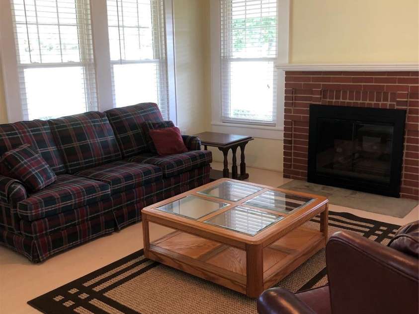 4896 Pageland Highway, Lancaster, SC 29720.  MLS# CAR4246067, YatesRealty ID 17701. White - family room