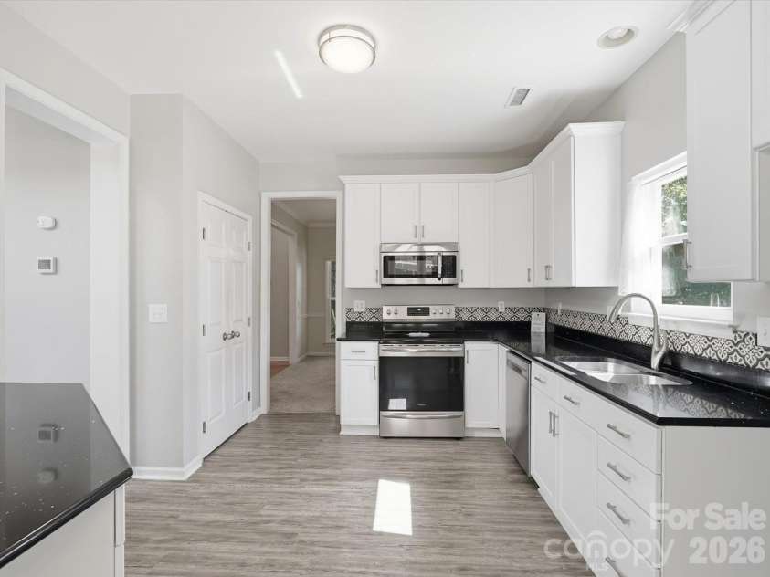103 Pamlico Lane, Mooresville, NC 28117.  MLS# CAR4373563, YatesRealty ID 17702. 