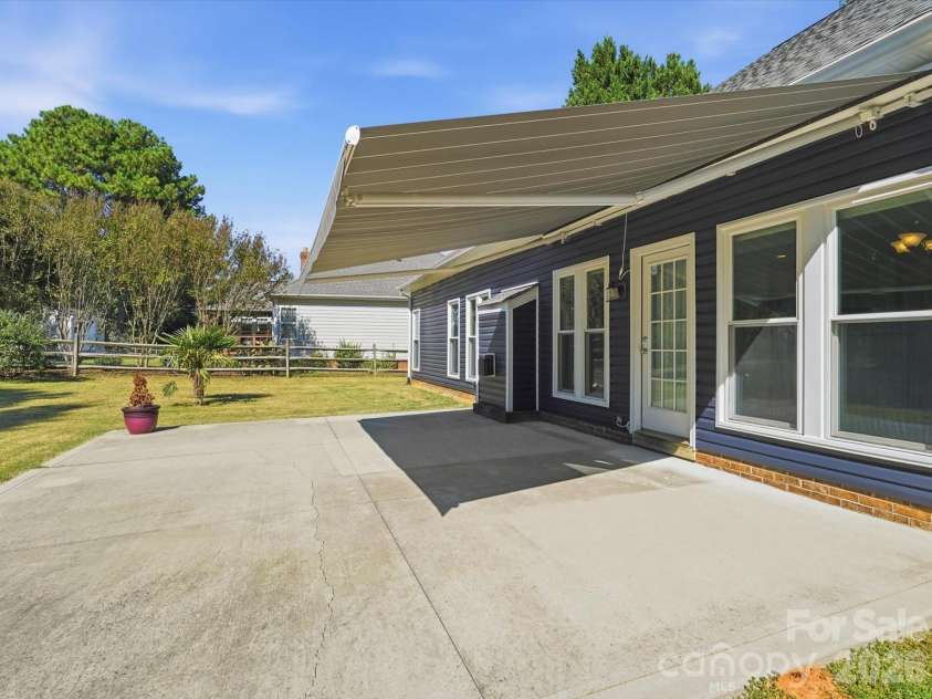 103 Pamlico Lane, Mooresville, NC 28117.  MLS# CAR4373563, YatesRealty ID 17702. 