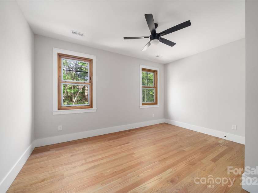 29 Wild Deer Trail, Zirconia, NC 28790.  MLS# CAR4243690, YatesRealty ID 17702. 3rd bedroom upper level