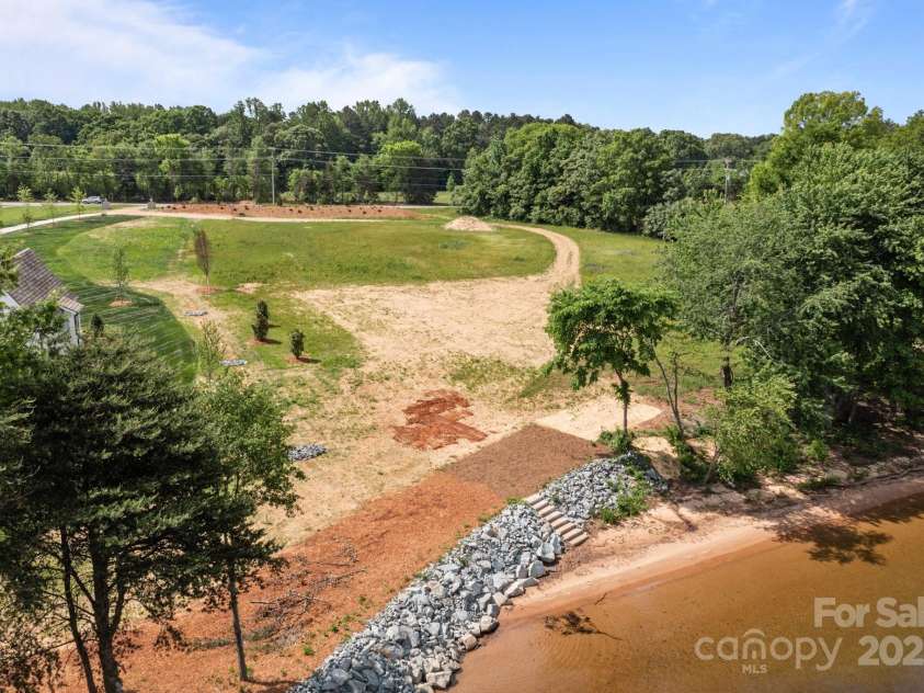 14515 NC Hwy 73 Highway, Huntersville, NC 28078.  MLS# CAR4261389, YatesRealty ID 17703. 