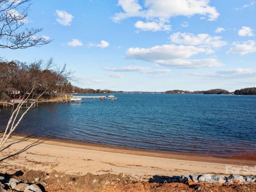 14515 NC Hwy 73 Highway, Huntersville, NC 28078.  MLS# CAR4261389, YatesRealty ID 17703. 