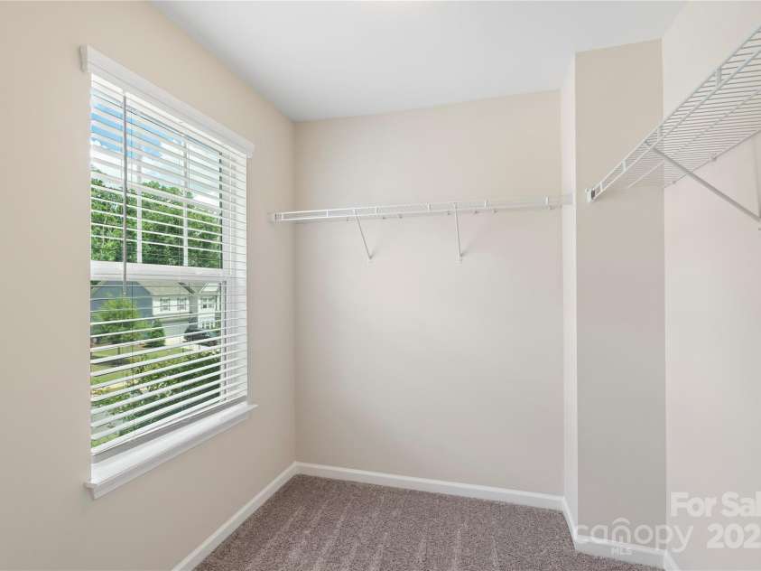 3211 Gilroy Drive, Fort Mill, SC 29707.  MLS# CAR4256495, YatesRealty ID 17704. 