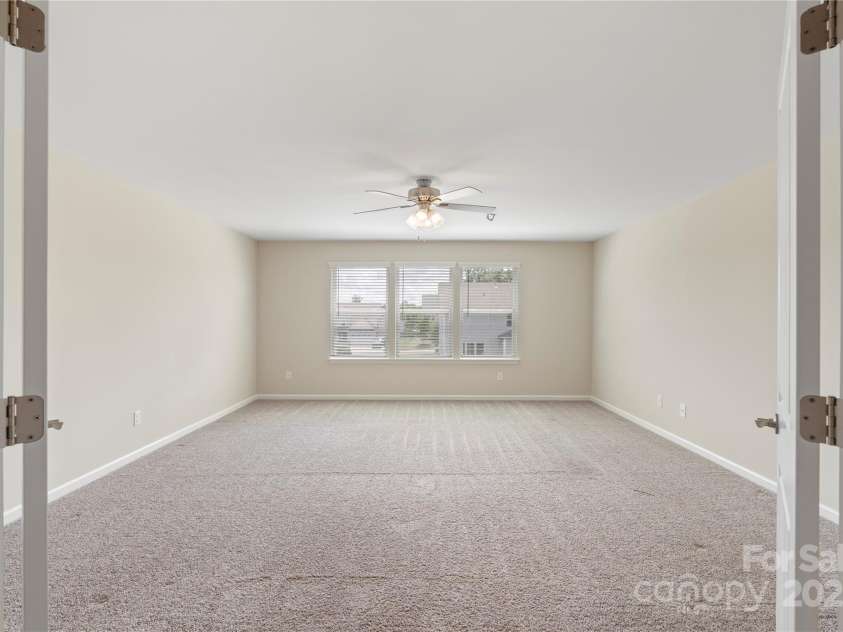 3211 Gilroy Drive, Fort Mill, SC 29707.  MLS# CAR4256495, YatesRealty ID 17704. 