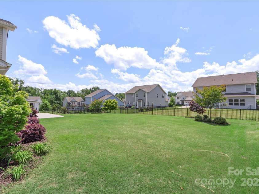 3211 Gilroy Drive, Fort Mill, SC 29707.  MLS# CAR4256495, YatesRealty ID 17704. 