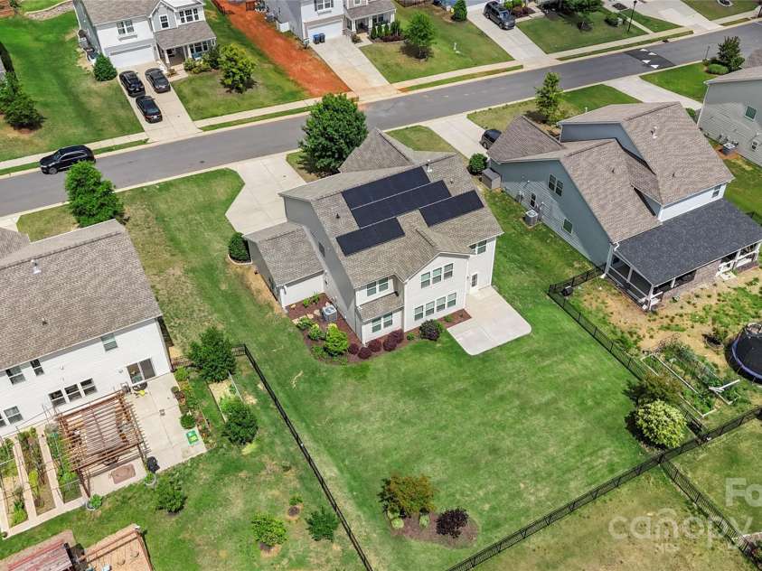 3211 Gilroy Drive, Fort Mill, SC 29707.  MLS# CAR4256495, YatesRealty ID 17704. 