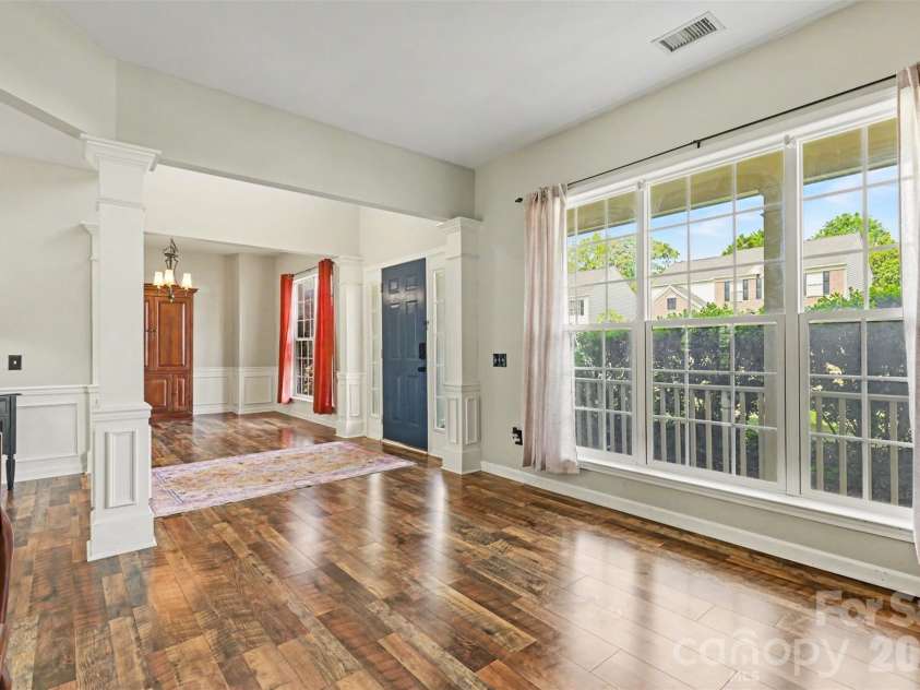 4018 Manor House Drive, Charlotte, NC 28270.  MLS# CAR4366280, YatesRealty ID 17704. 
