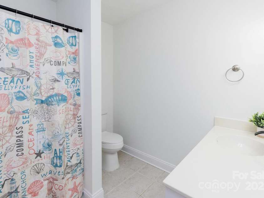 1643 Mayfair Drive, Conover, NC 28613.  MLS# CAR4243234, YatesRealty ID 17705. 