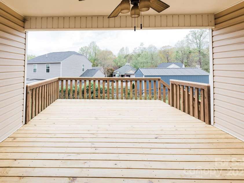 1643 Mayfair Drive, Conover, NC 28613.  MLS# CAR4243234, YatesRealty ID 17705. 