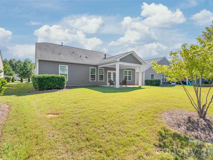 634 Gardenbrook Trail, Belmont, NC 28012.  MLS# CAR4302060, YatesRealty ID 17707. 