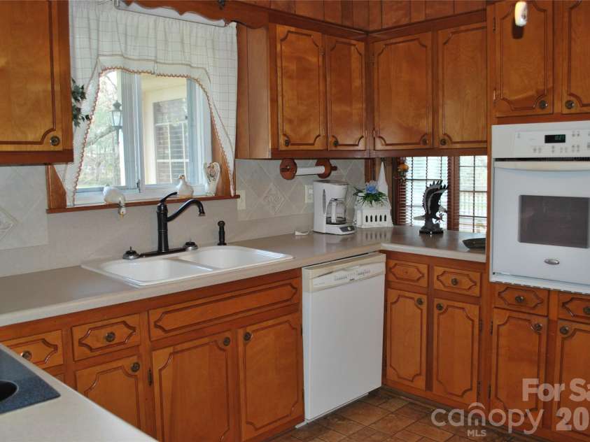 176 Midway Street, Cooleemee, NC 27014.  MLS# CAR4361246, YatesRealty ID 17708. 