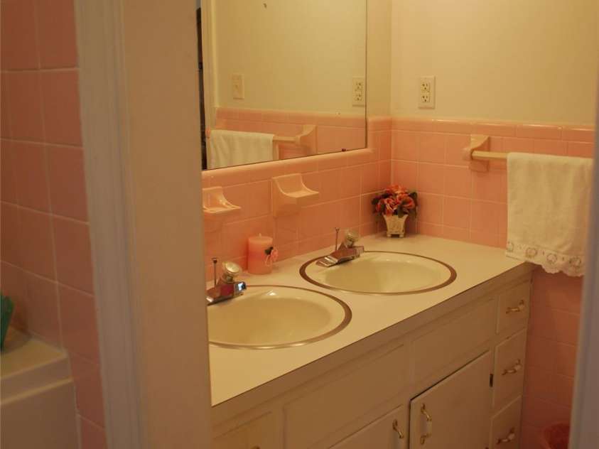 176 Midway Street, Cooleemee, NC 27014.  MLS# CAR4361246, YatesRealty ID 17708. 
