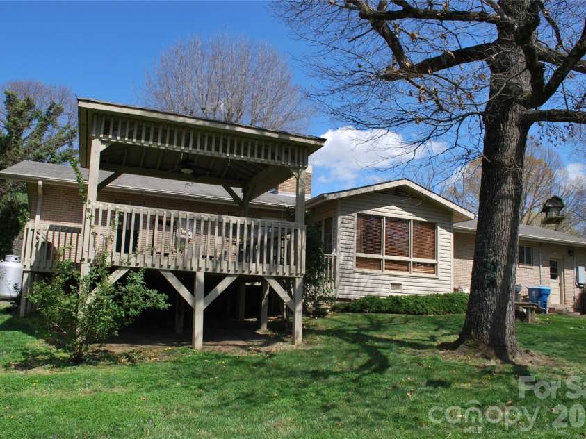 176 Midway Street, Cooleemee, NC 27014.  MLS# CAR4361246, YatesRealty ID 17708. 