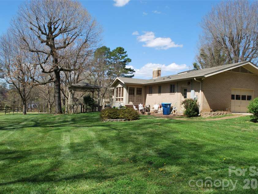 176 Midway Street, Cooleemee, NC 27014.  MLS# CAR4361246, YatesRealty ID 17708. 