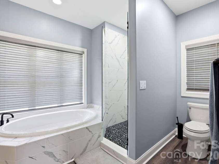 141 Crab Meadow Drive, Hendersonville, NC 28739.  MLS# CAR4373376, YatesRealty ID 17709. Primary bathroom