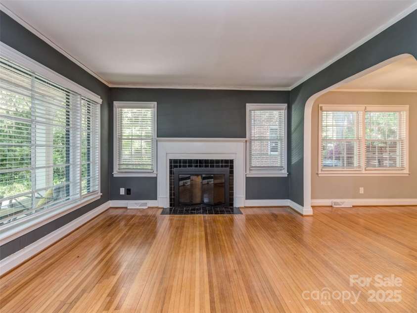 1720 Chatham Avenue, Charlotte, NC 28205.  MLS# CAR4260782, YatesRealty ID 17709. 